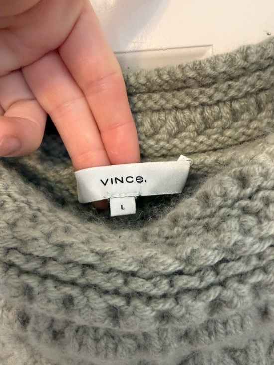 VINCE Sage Green Wool Cashmere Crochet Sleeveless Knit Crop Tank Sweater LARGE - Picture 4 of 7
